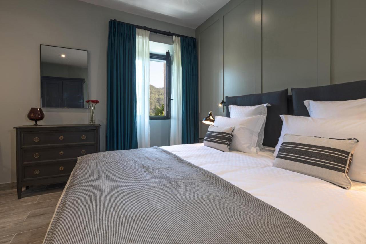 Mas Du Brulat Hotel Le Castellet  Buitenkant foto