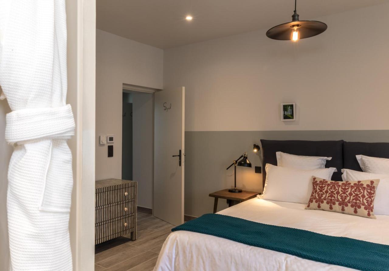 Mas Du Brulat Hotel Le Castellet  Buitenkant foto
